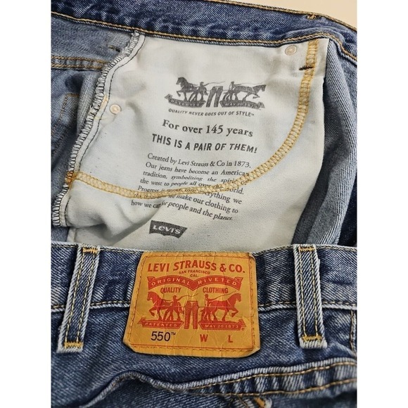 Levis 550 Relaxed Fit Medium Wash Denim Blue Jeans Mens Size 46X32 BIG & TALL - Picture 10 of 13